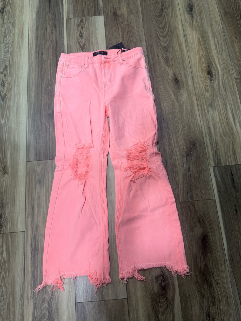 Pink Distressed Flare Jeans — Women’s Wide-Leg Fashion